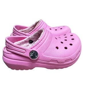 CROCS Pink Classic Clogs Lined Size 8 Toddler Cozy Slip On Fuzzy Warm Winter